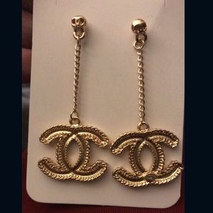 DROP INSPIRED EAERINGS